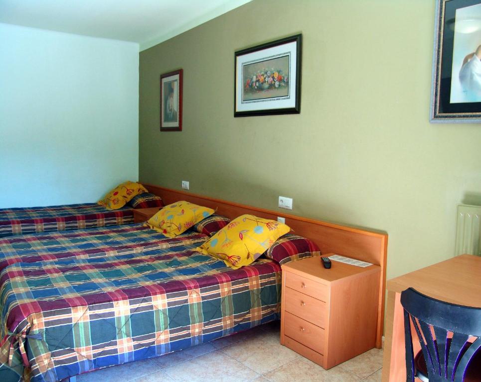 Hotel Pinxo Santa Coloma De Farners Zimmer foto