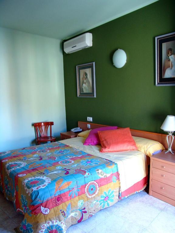 Hotel Pinxo Santa Coloma De Farners Zimmer foto